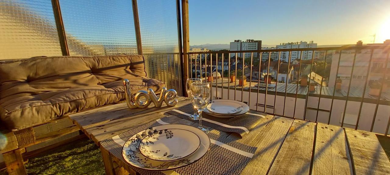شقة La Dolce Vita -T2 52M2- Dernier Etage- Terrasse-Parking-Wifi Fibre تارْب المظهر الخارجي الصورة