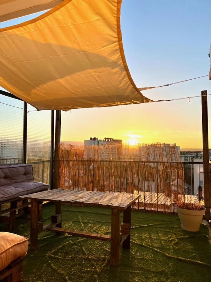 شقة La Dolce Vita -T2 52M2- Dernier Etage- Terrasse-Parking-Wifi Fibre تارْب المظهر الخارجي الصورة